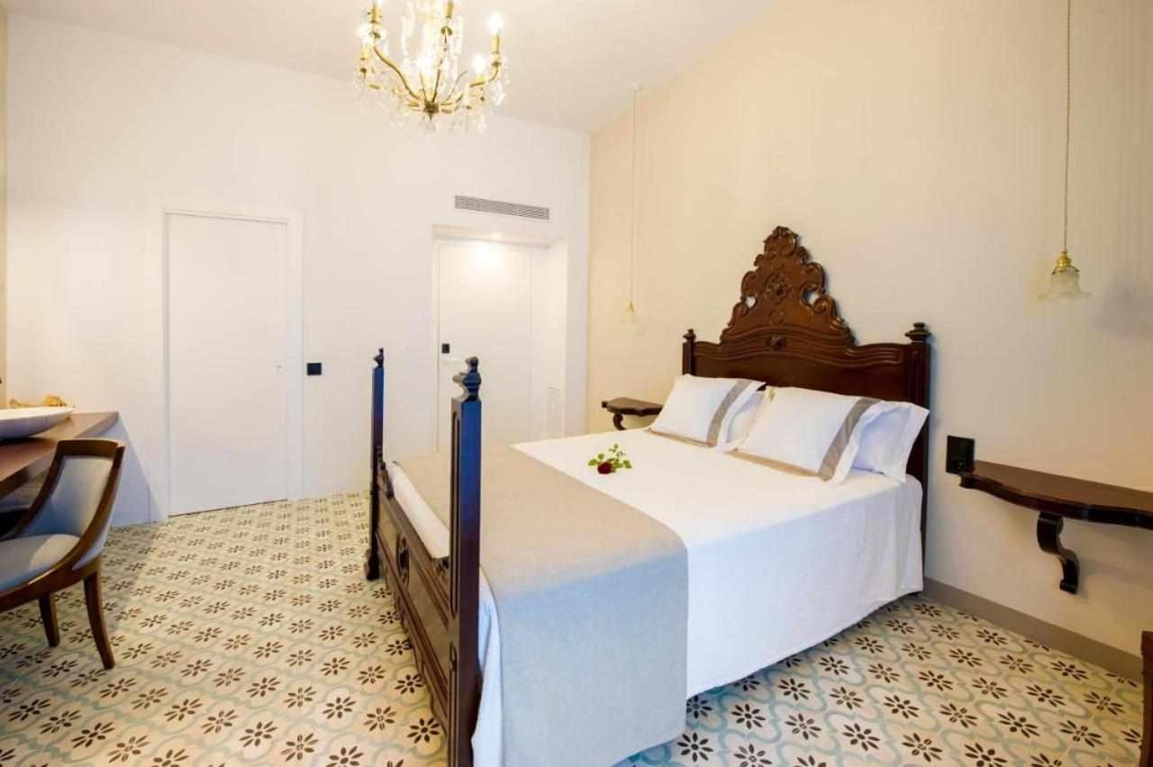 Castellvi de la Marca Bolet Casa Modernista Bed & Breakfast エクステリア 写真