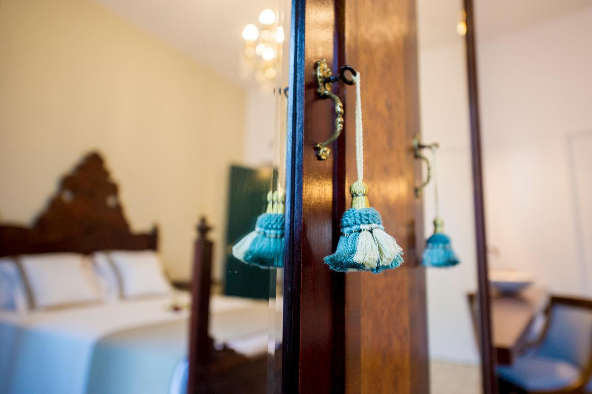 Castellvi de la Marca Bolet Casa Modernista Bed & Breakfast エクステリア 写真