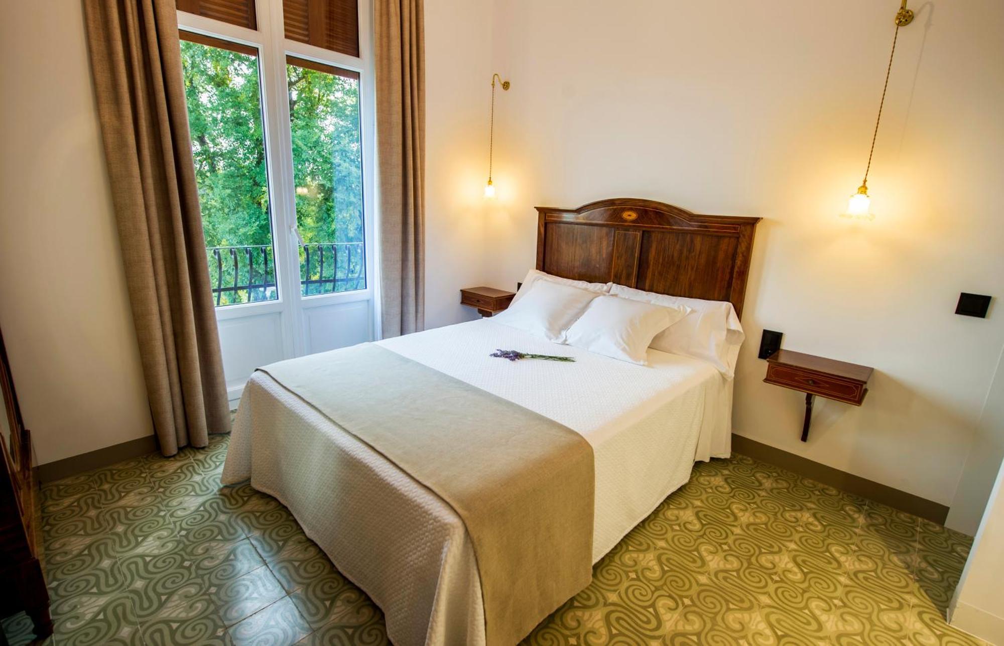 Castellvi de la Marca Bolet Casa Modernista Bed & Breakfast エクステリア 写真