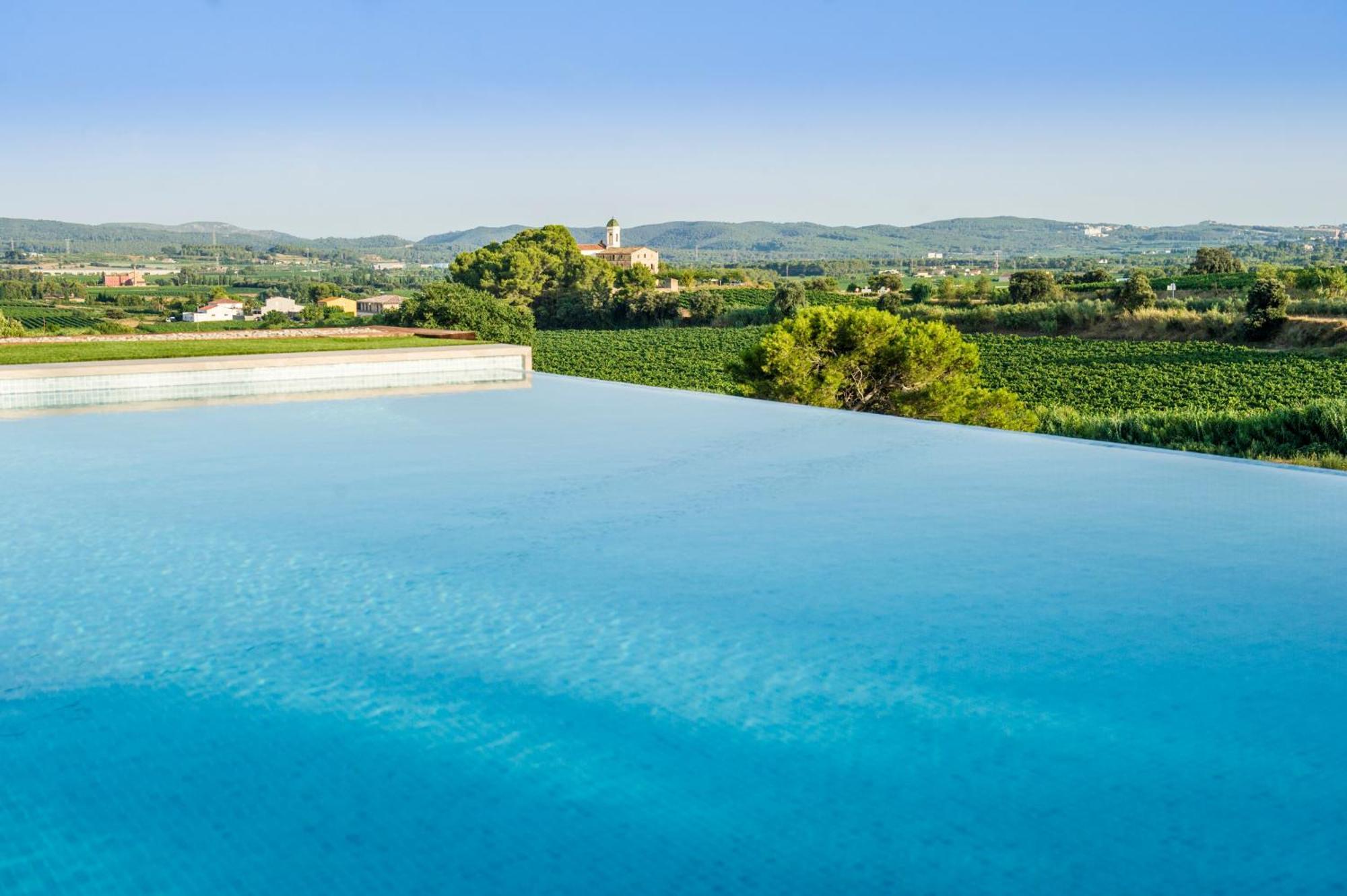 Castellvi de la Marca Bolet Casa Modernista Bed & Breakfast エクステリア 写真