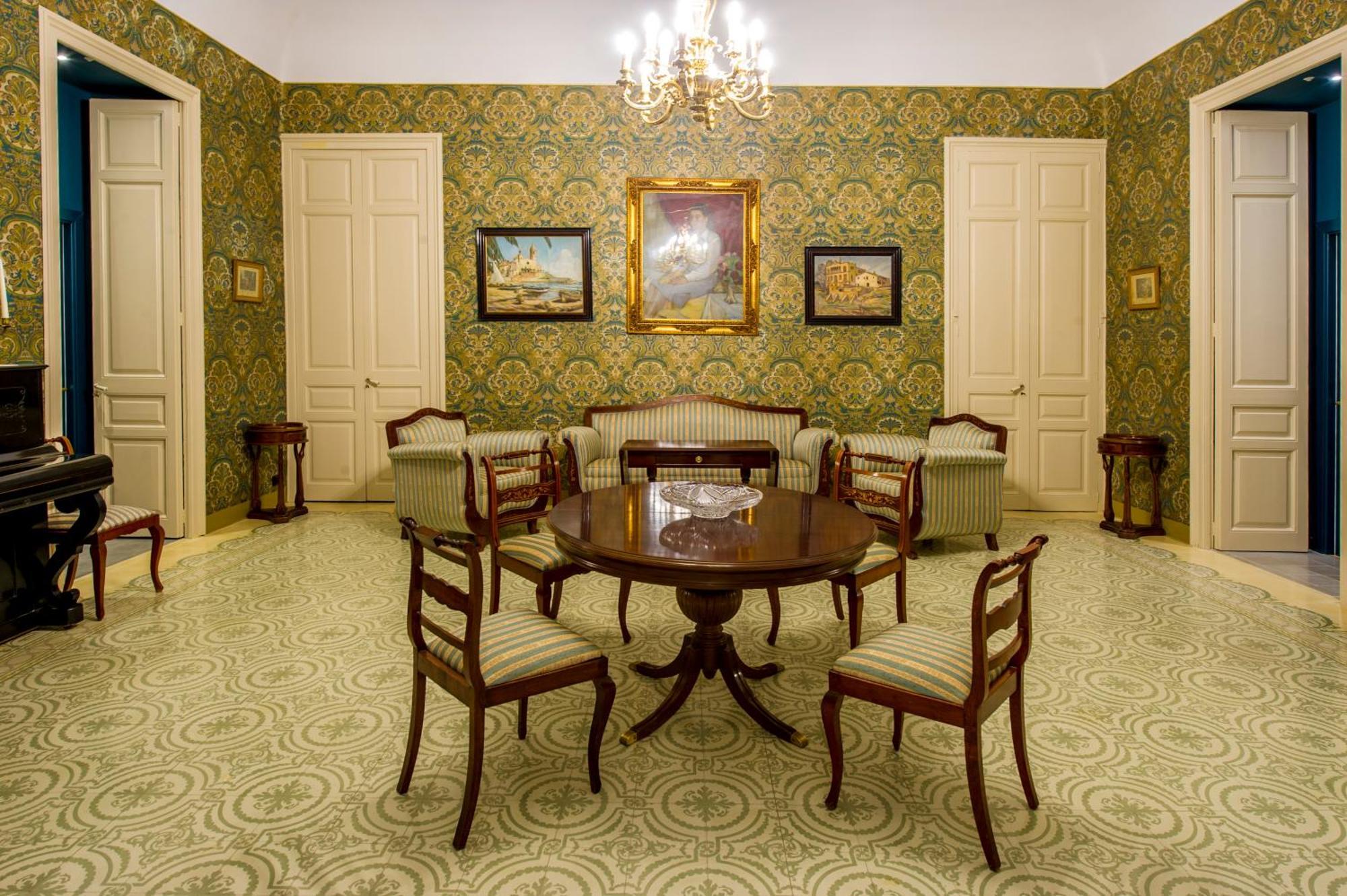 Castellvi de la Marca Bolet Casa Modernista Bed & Breakfast エクステリア 写真